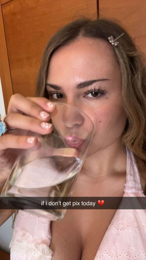 snaplytics.io snapchat story 26db1b45694e710b7d