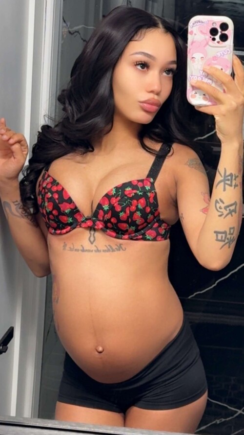 snaplytics.io snapchat story 68f5b4146146563bbc