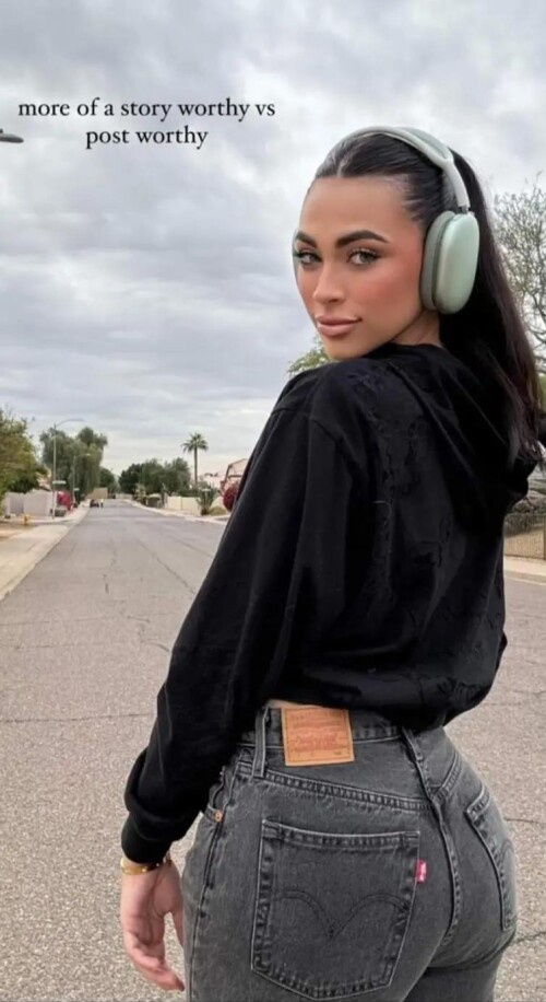 snaptik 7380203923782569221 2f635c567da3bdfb8