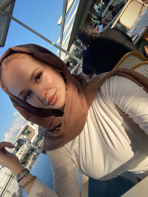 snaptik 7547823298130857224 0da75f18ecc2f5acd