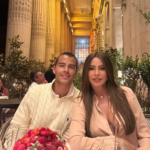 sofiavergara 1752797448 3679054106563454750 23972798002c675f10ea3e964