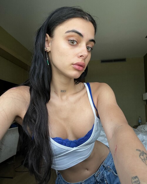 sofifernandez 3318135021549298315bf521fc84939c239