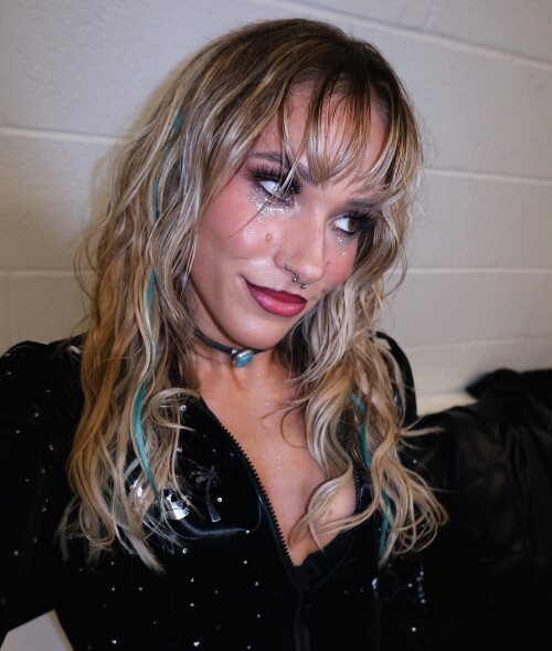 solrvca 1759090879 3731847234553221602 210777978b9b00c6a0dde3ec