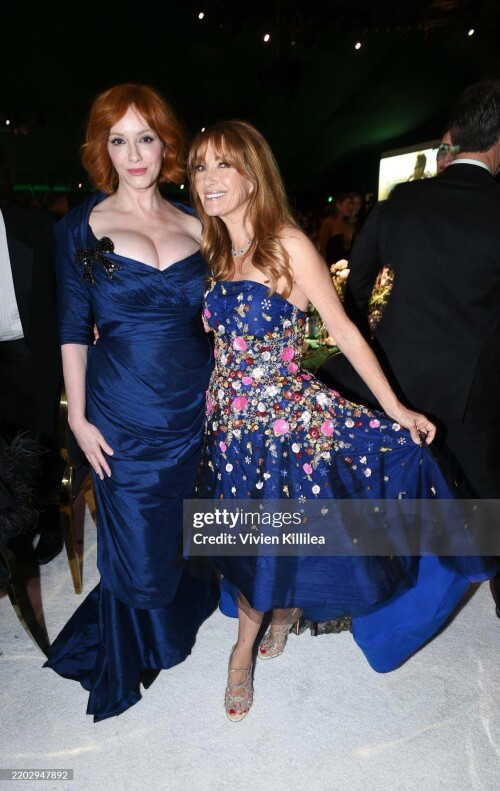 some more of christina on oscars night v0 ln250oowaeme15a72b7aa730d636e