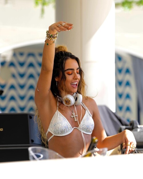 sommerray 1715586761590b0985ac25b57b0a3