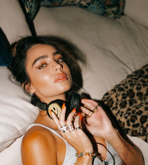 sommerray 1727984438 3470907499589946352 52260151957945f3ac1d26971