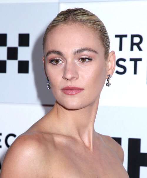 sophie skelton 16238c6b86bab3596f