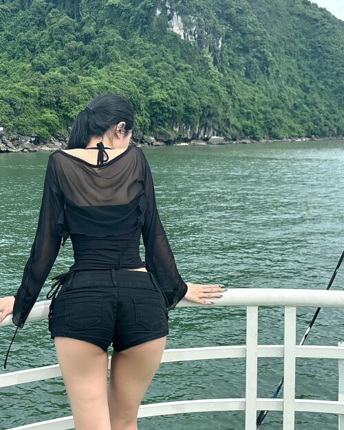 sorrylylyy 4b84241f11b8476a89456756bc8a02122a85548752bdad6f