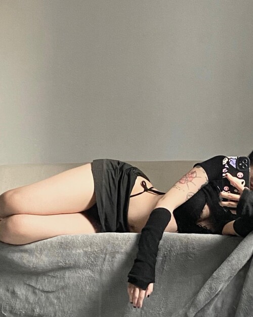 sorrylylyy 8240f0ab824342deae5fe8d13c1872ed5982f15f54ea3820