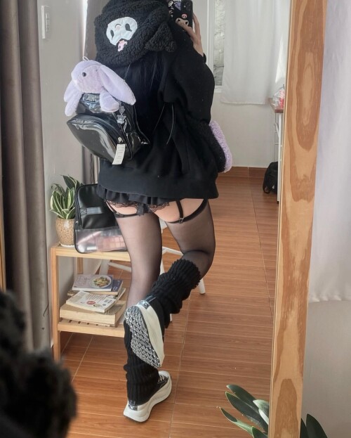 sorrylylyy a344df7822eb4e3f8d010ba6fc347deda4a7b50f4b8407ee