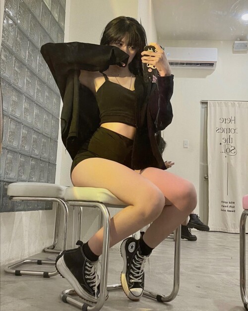 sorrylylyy cfe0041b194c464782d15217bee243cd0536eda785f48b4c