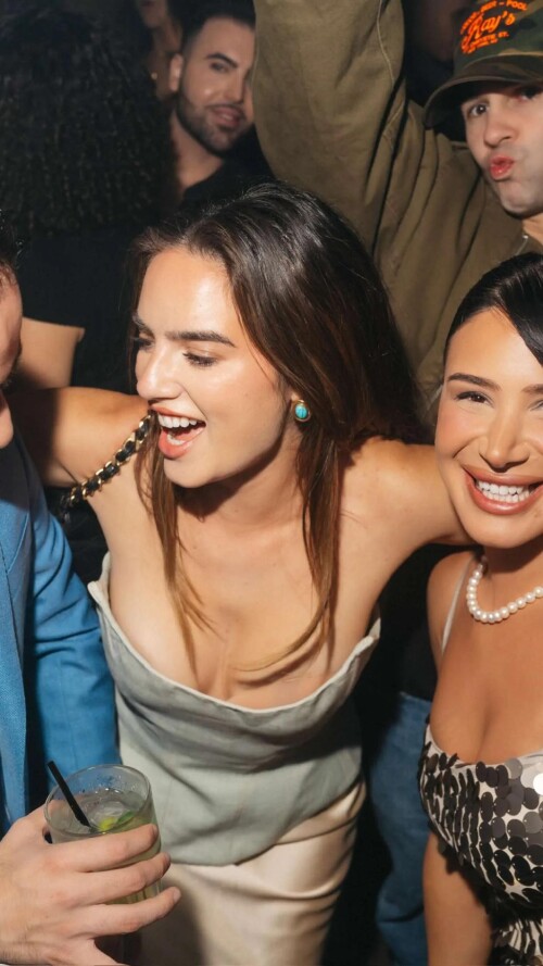 ssnaps 0B981D554F45728C686AA9683C28B3DF8f152b8d67d63d86