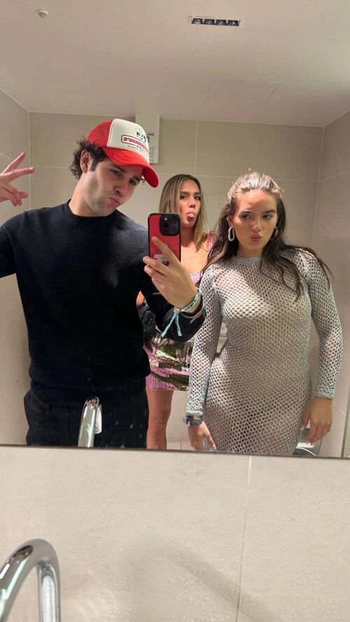 ssnaps 14A9D66B117DB280488DC0A017A3DAD42d0de6f978d3c671