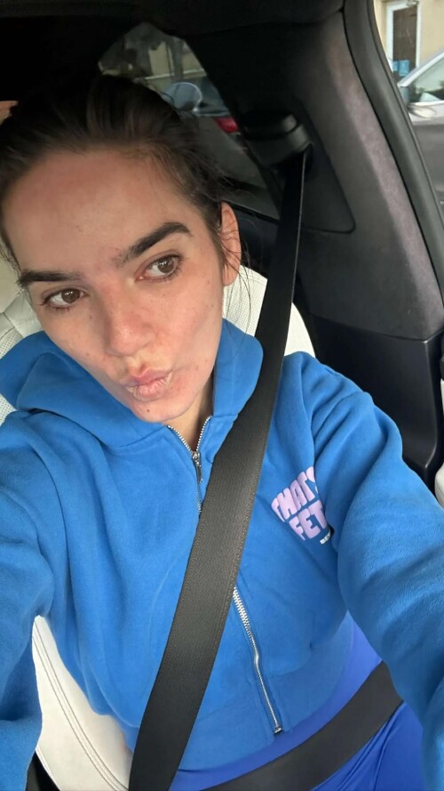 ssnaps 1EF57E0FD9ACCC94A4C53B16D5FDADCD4b4fbfbd38540d2d