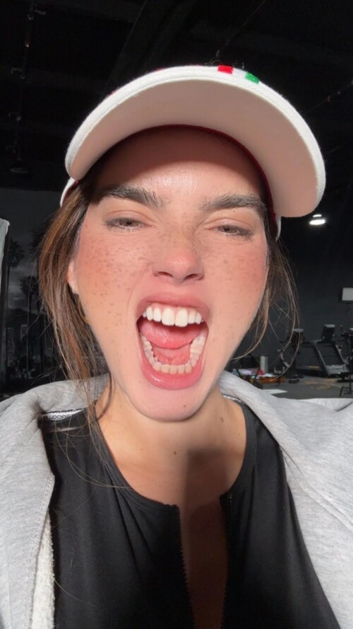 ssnaps 2E8A19B9C655BDD8FC1A3BA794692B4C7bf4833b93c8082d