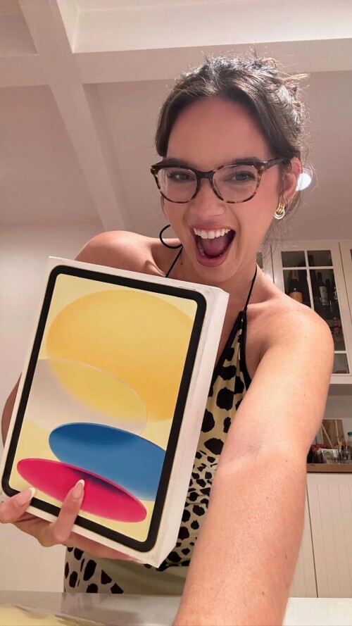 ssnaps 43EAF249B1C41BDA66DA659BB8AF4E669a5c1020e4575d38