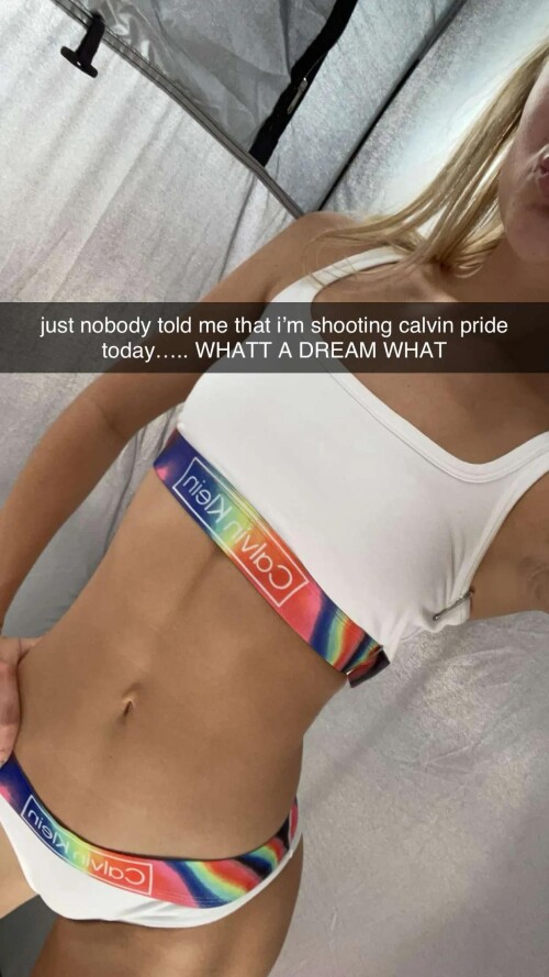 ssnaps 4E3E68F8F3B74C672376B70C4213AE02311f5f1d9a4ebf89