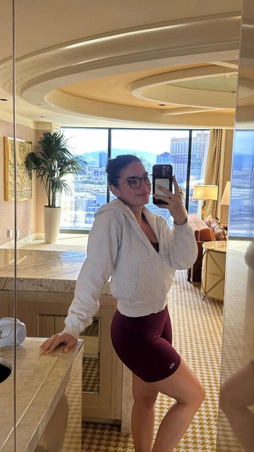 ssnaps 4FB328F41D39762E82A8CB405631153D0f89601266648d75