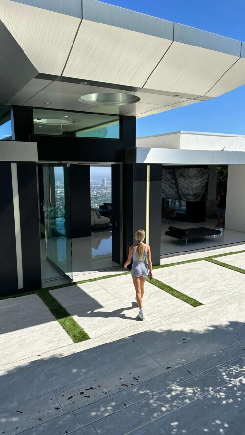 ssnaps 6CD9E36F2055081FF7CDF95EE2563F86c827fa7f424cb4bd