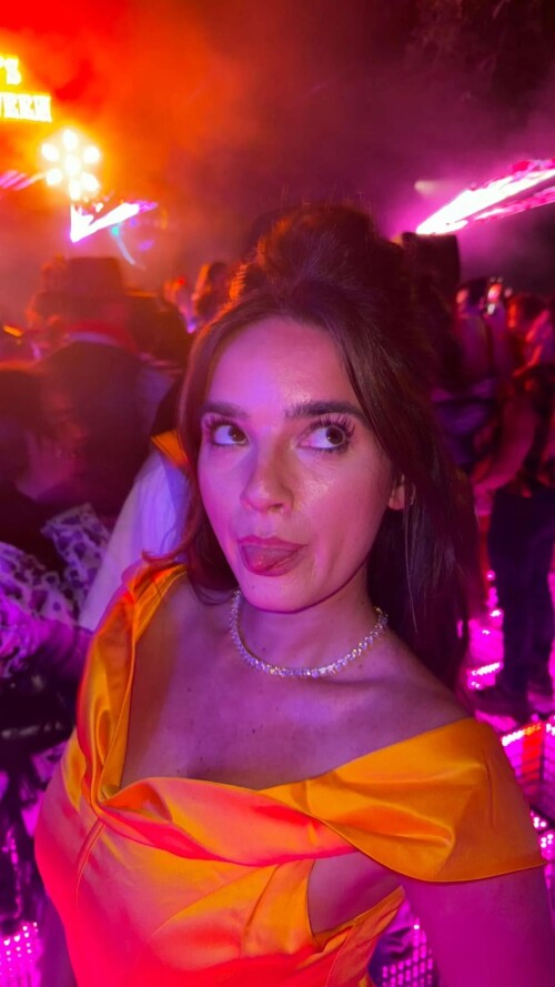 ssnaps 6EC080F6943FF9D55C1333EBF97CF62Aa20f37dc416ffc9a