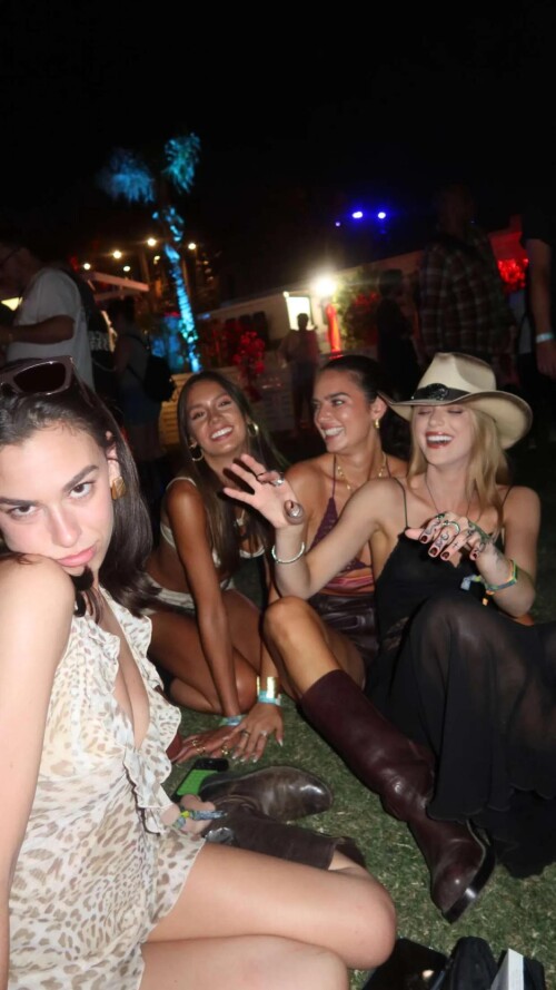 ssnaps 755619C3419520015EAA9EBAC40EE86F2cf251f82f8c4669