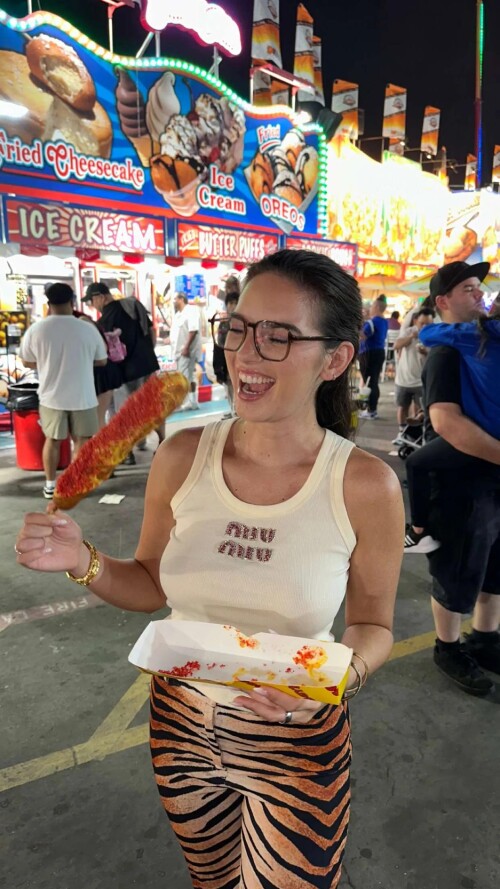 ssnaps 905FE7BED67DB82BF243DC4C350619A9eb54e6792ed9886e