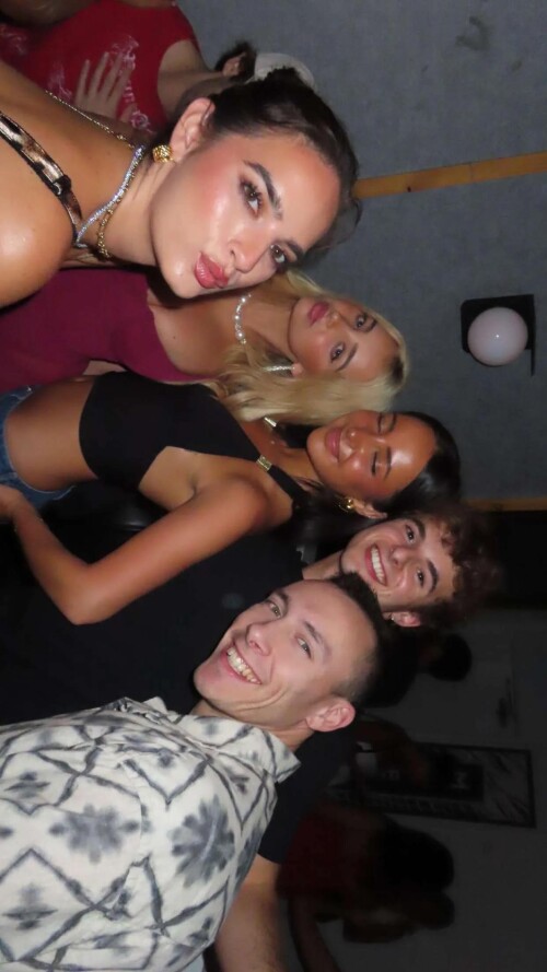 ssnaps AA6EB2053AE5BB8362CB117345E48988658fd9467f361bc9