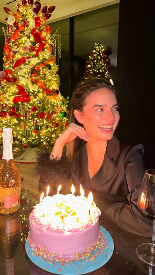 ssnaps ABB2BDA337E57C53BD74D2D1773428241f21a47b9d4c42f2