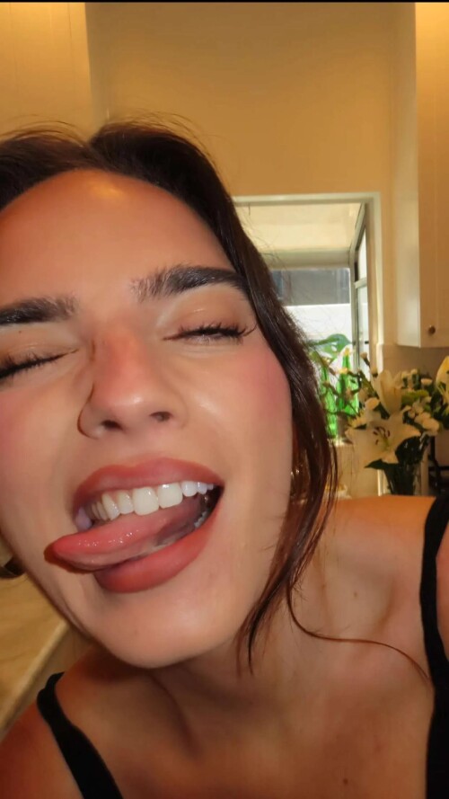 ssnaps CAE86C1943F2A6B36BAC37E5AB743A8Da4ac83ac1f2cb96e