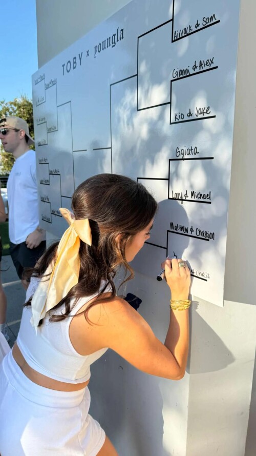 ssnaps E092CB64F6FBF484887EC94E9755F743692deb24d6ed8433