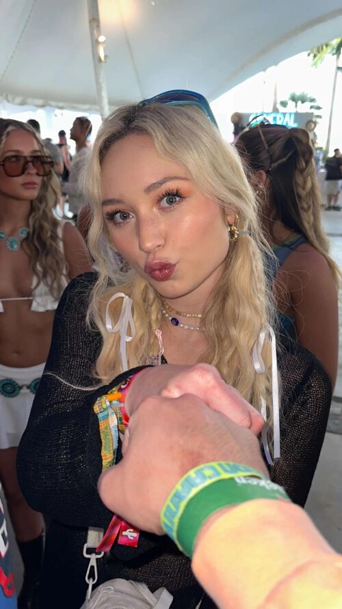 ssnaps FDBA4A2B9893387FB61E05282B3E07D8394d4565c19b2788