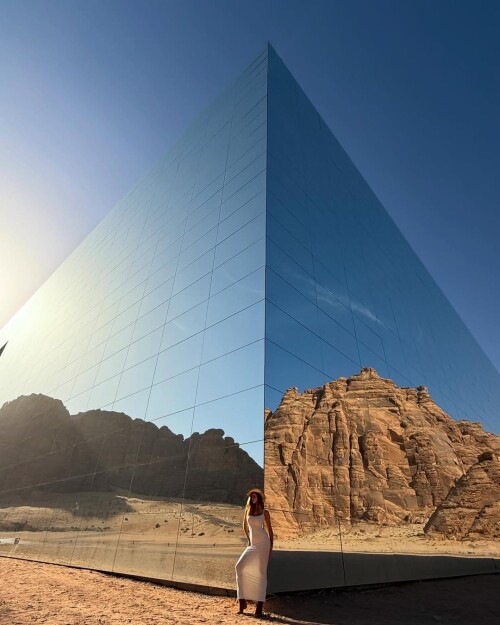 stealthgram-image---2025-04-05T223609.995b2a750f10f241192