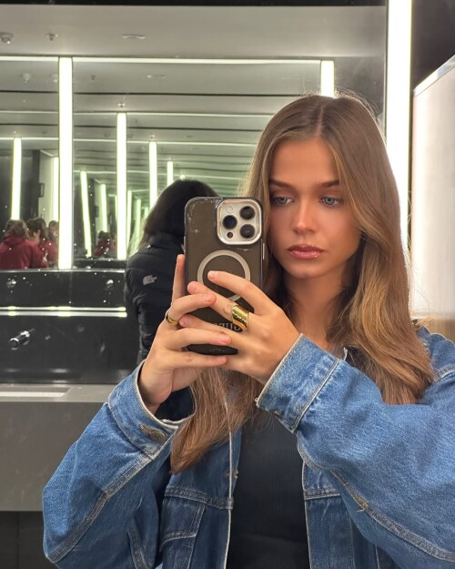 stealthgram image 16070b067f86c59714