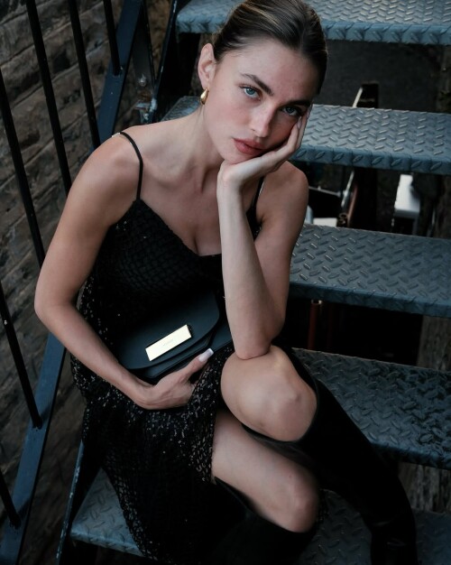 stealthgram image 17a568bf9b79e54bae