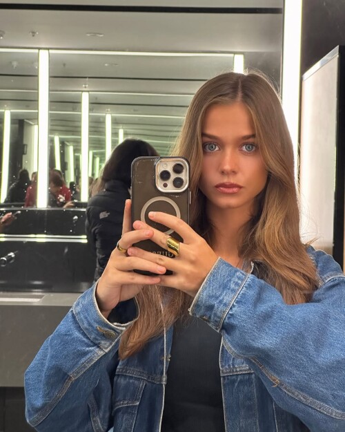 stealthgram image 198a5bc8acf64e99bd