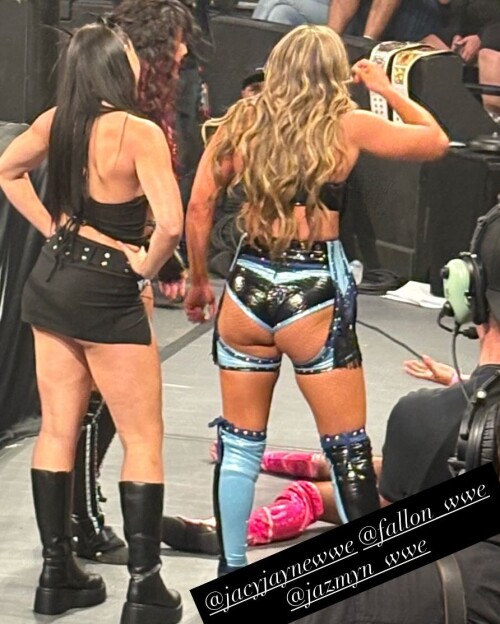 stef2girlsndoodles2025 8 13 5.53.182 story7440acacd532d7dd