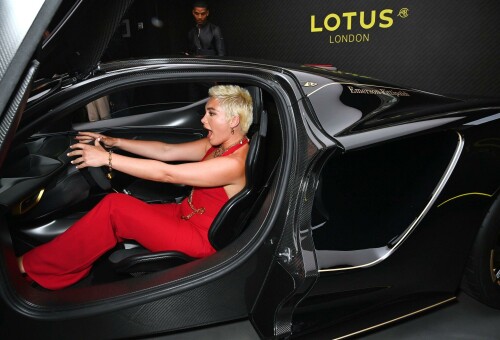 steptodown.com604518a471f44e09df7b89