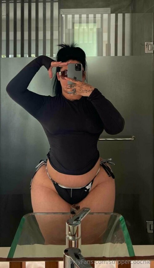 strippercoochie Do you love my curves daddy 30675832728d1bbc1889d389d2