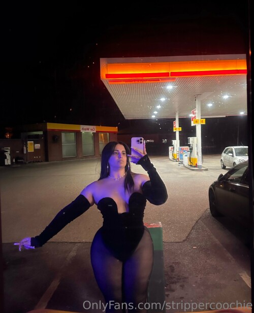 strippercoochie I promise to be a naughtyyy girl thrust inside me... I could take it 27976204116a2c4