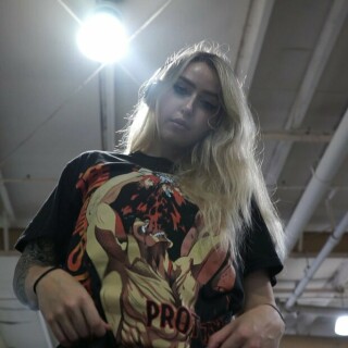 strongwaifu_0065b345995ec7a27af5