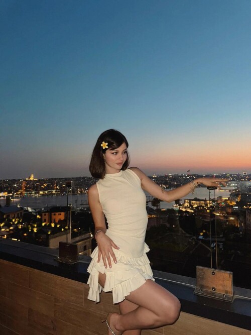 sumru ozden v0 twgaiyj4qs9f1dd6ff6771ceb78f3027d2d9475bbbd94