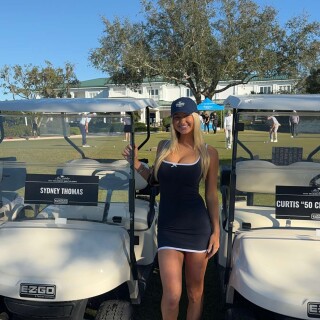 sydney-thomas-15dedc9c89723a4bf