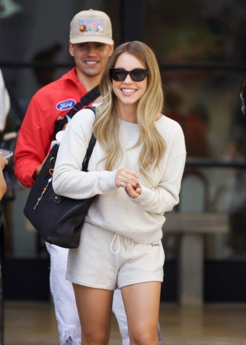 sydney sweeney in beverly hills 20240818 6 44675efec573be22