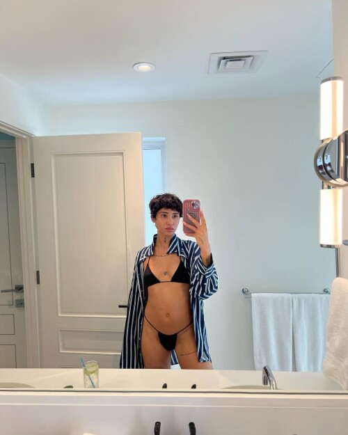 tanayahenry17473613083633452452864716356 1675785858c49048a87b7877