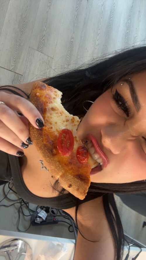 tarayummyy 1728506535 4195132601aedea9f7777c749