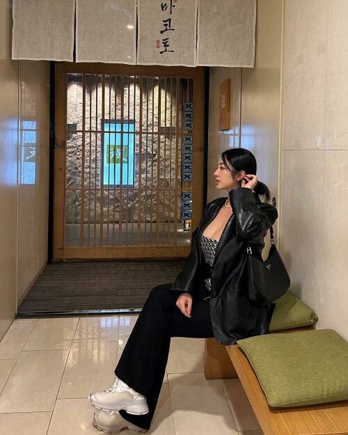 tashay0ung 20231107 0002409efe120a2fd6d7