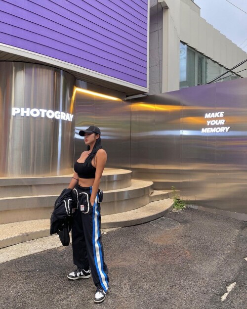 tashay0ung 21 09 2024 00270845d355671e31a5