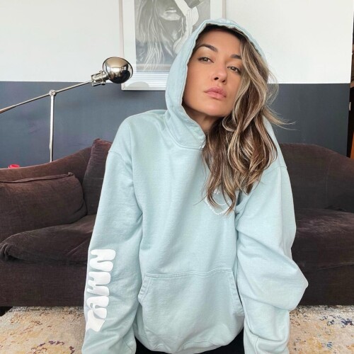 tasya teles live stream video and photos 11 04 2022 0577892c64d0757ad