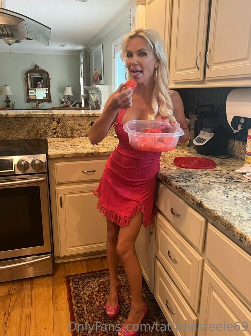 tatianasteele69 03 07 2023 2926324165 Just being real...shoot day... 30c975249eb7472e4