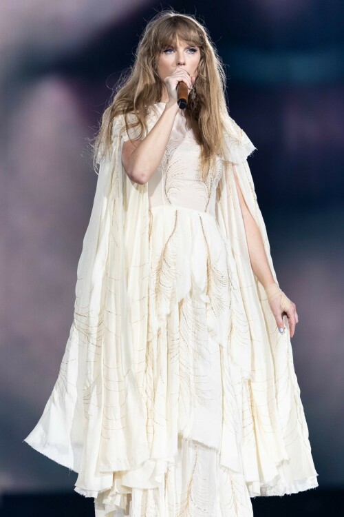 taylor-17